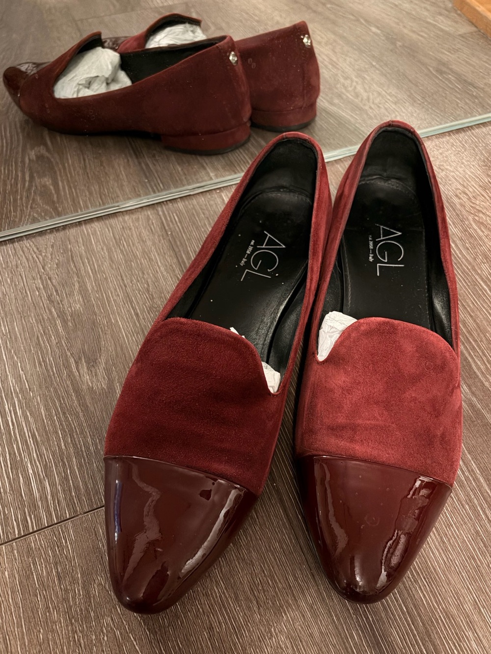 AGL Women's Wine Suede and Patent Cap-Toe Loafers